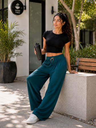 Effortless Motion-Deep teal