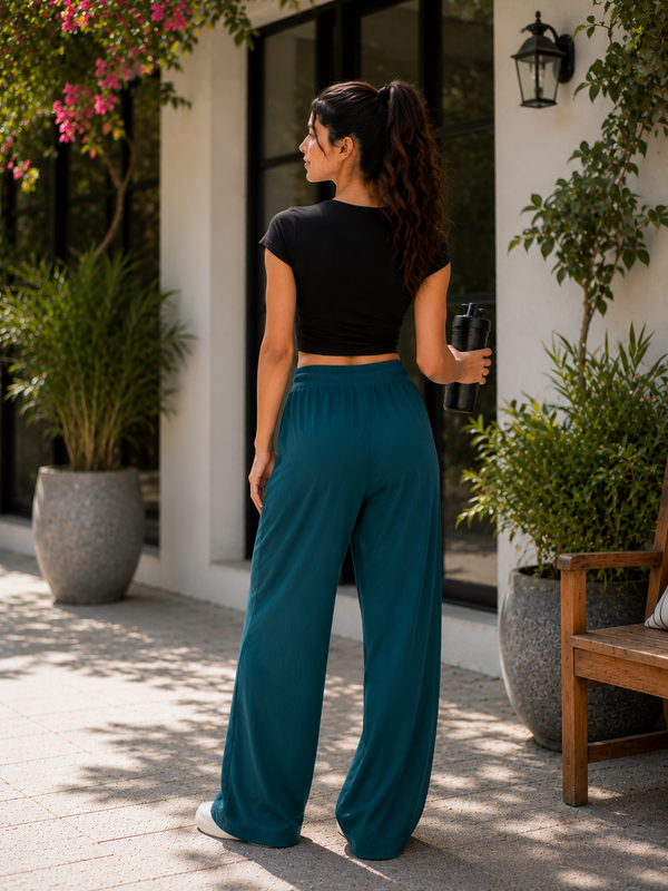 Effortless Motion-Deep teal