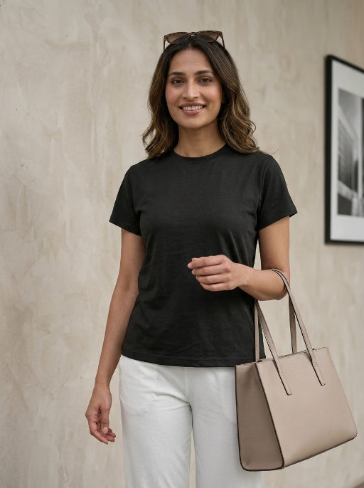 T- Shirt Round Neck Short Sleeve Black