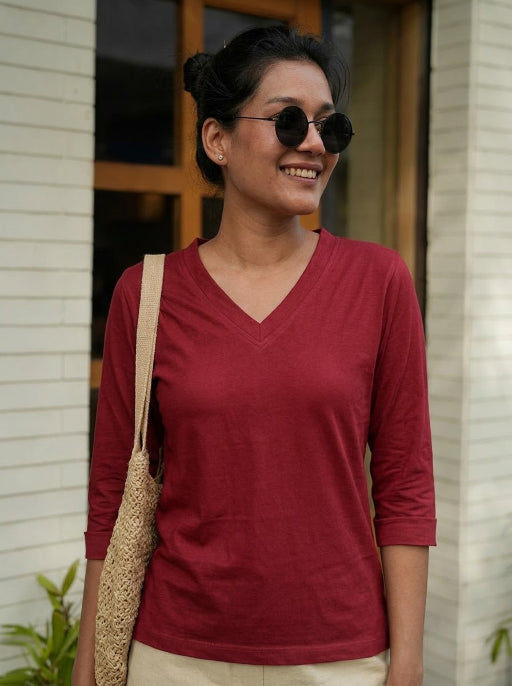 T- Shirt V  Neck Elbow  Sleeve Burgundy